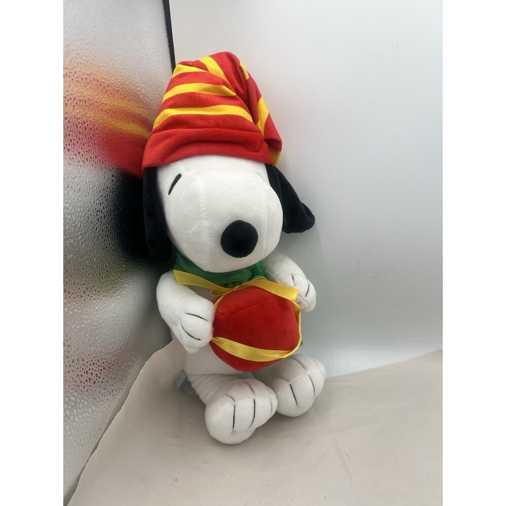 Snoopy Plush 15" By Ruz Peanuts Christmas With Present